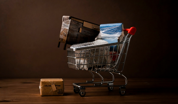 Online retail e-commerce business scaling and growth